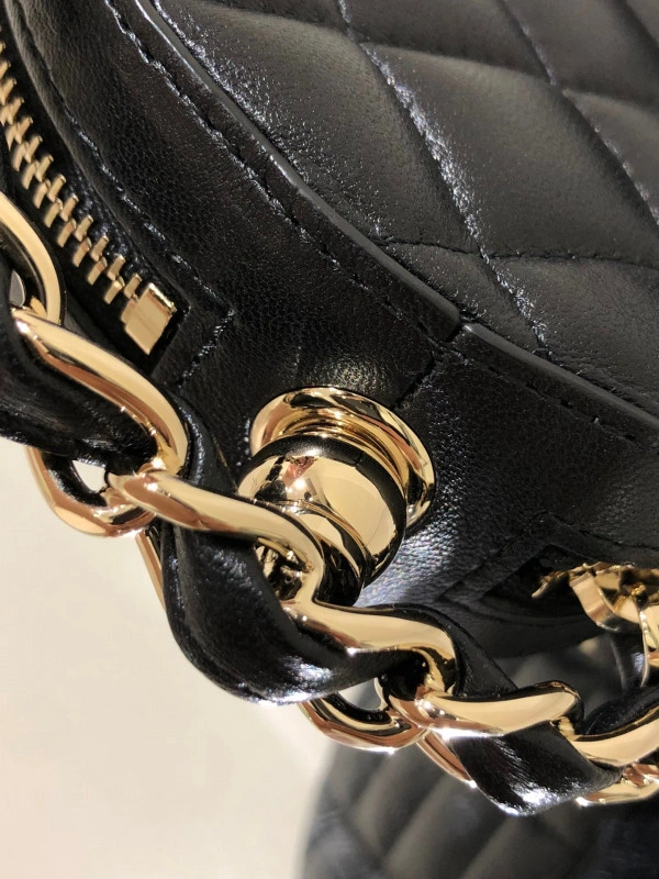 StreetReady CHANEL CHANELUTCH WITH CHAIN 1001 - Image 4