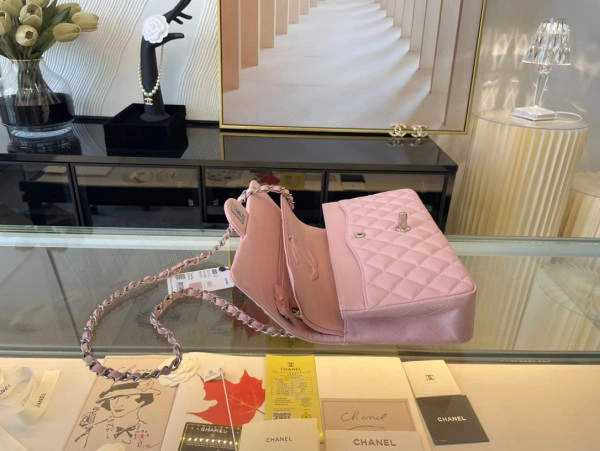 WellDesigned CHANEL FLAP BAG 397 - Image 5