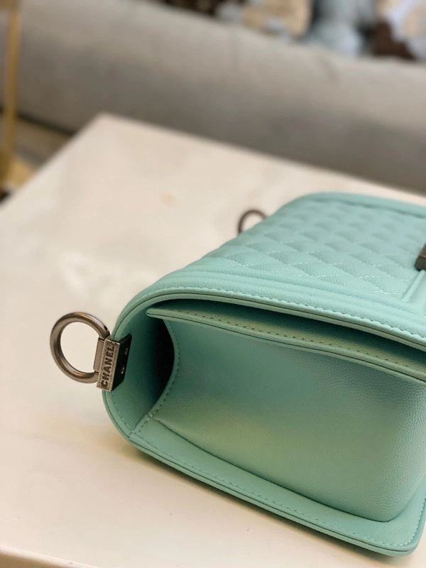 NewStyle CHANEL BOY BAG 25CM 196 - Image 5