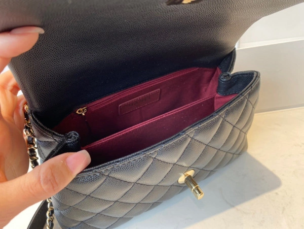 UrbanStyle CHANEL FLAP BAG WITH TOP HANDLE 1047 - Image 9