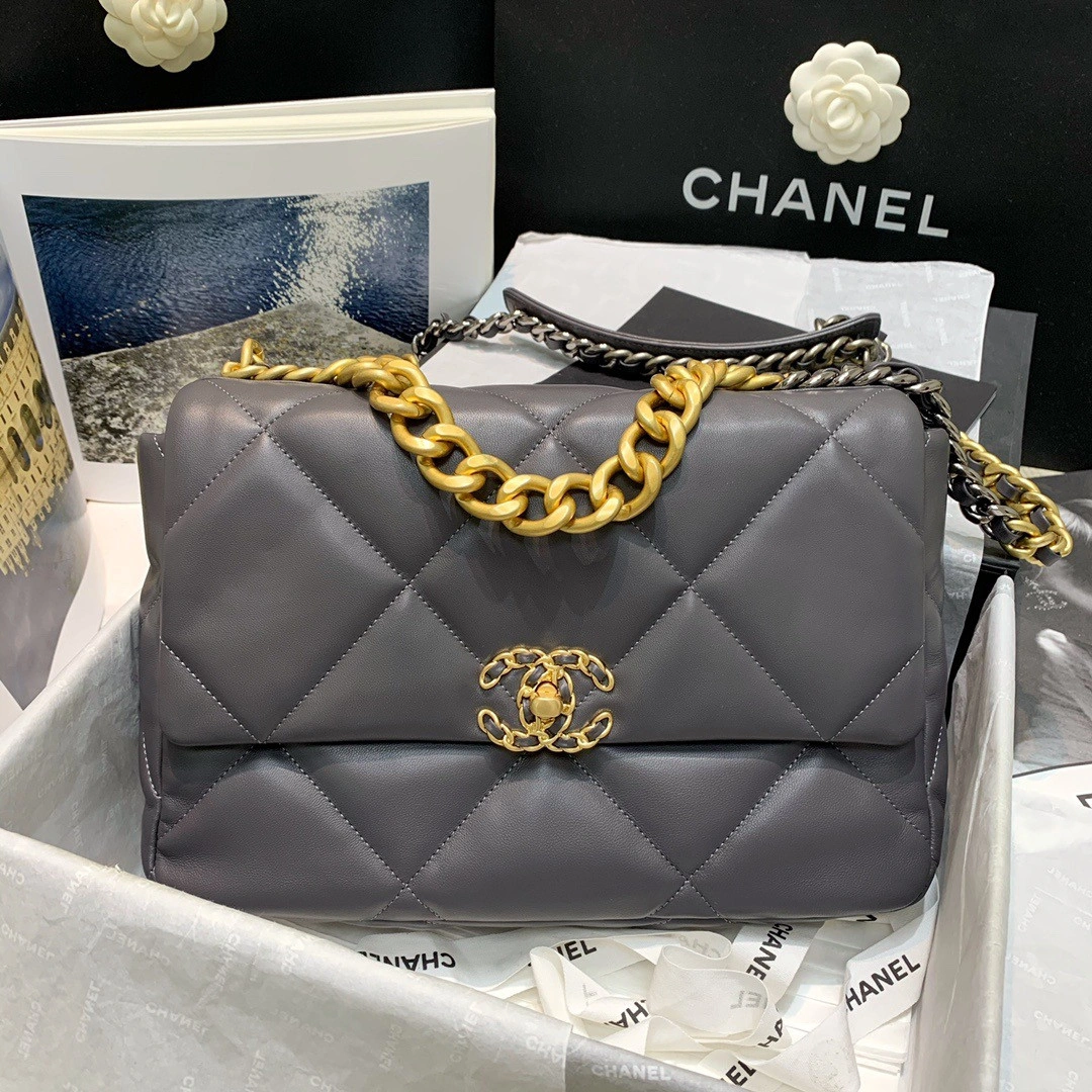 UrbanStyle CHANEL 19 FLAP BAG 31