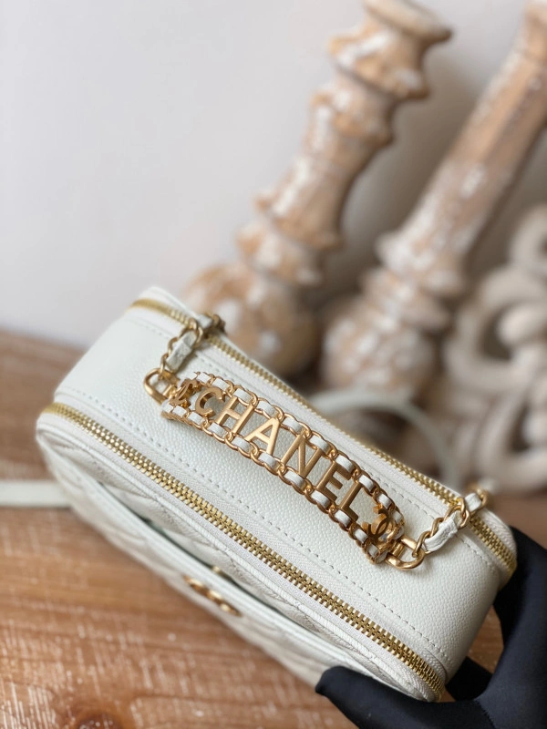 StreetReady CHANEL VANITY CASE 1254 - Image 8