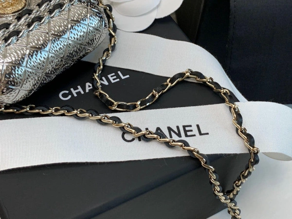 CHANEL AIRPODS CASE NECKLACE SmartChoice 1710 - Image 10