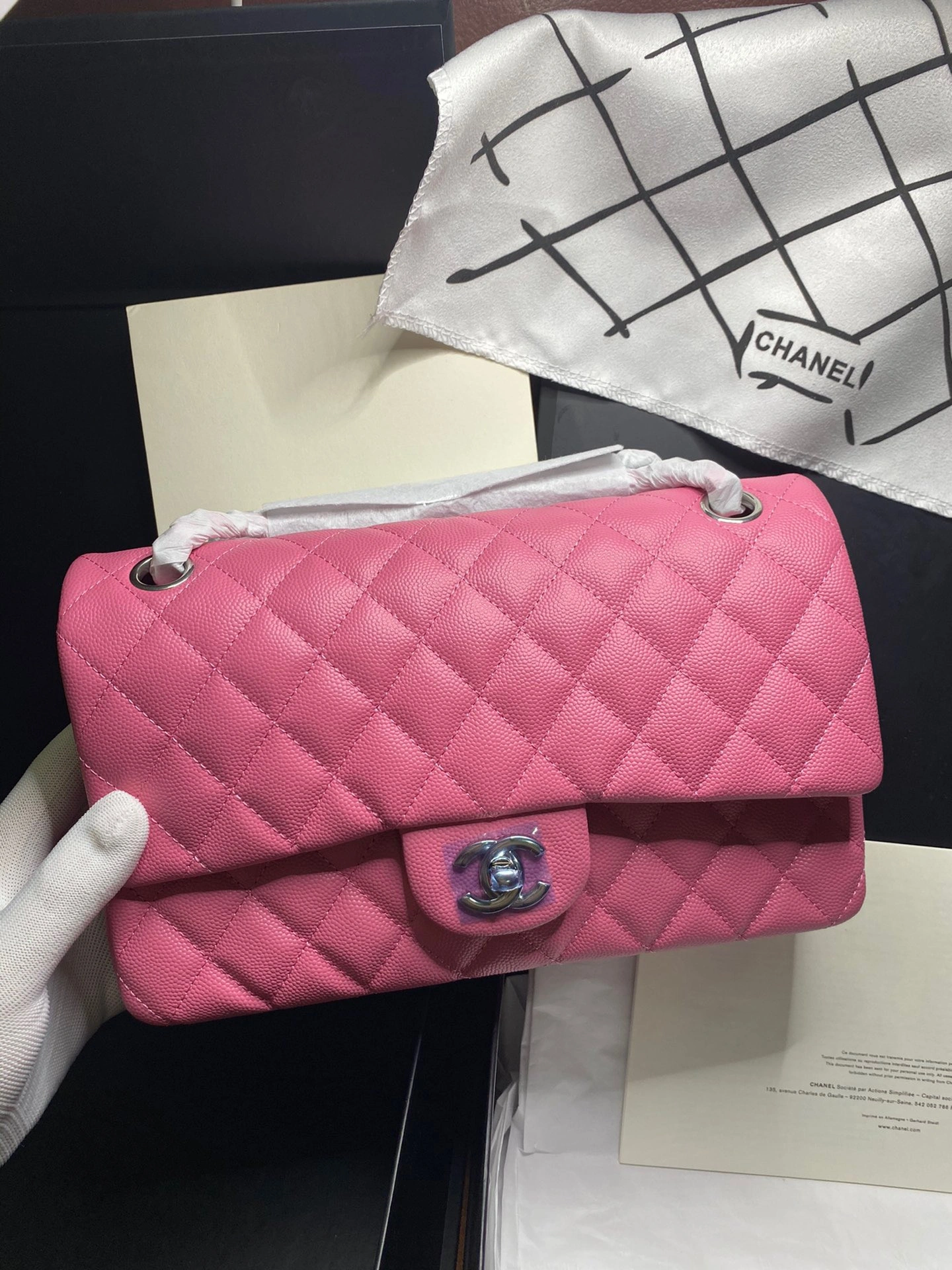 CHANEL FLAP BAG Affordable 398 - Image 3