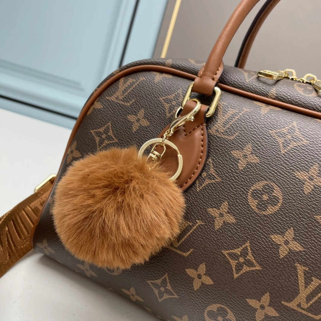 Affordable 230 Louis Vuitton AAA Quality Handbags For Women - Image 4