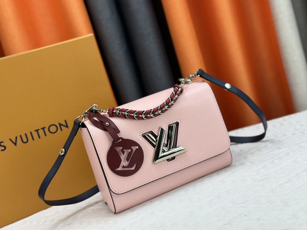 Affordable 5932 Louis Vuitton AAA Quality Messenger Bags For Women