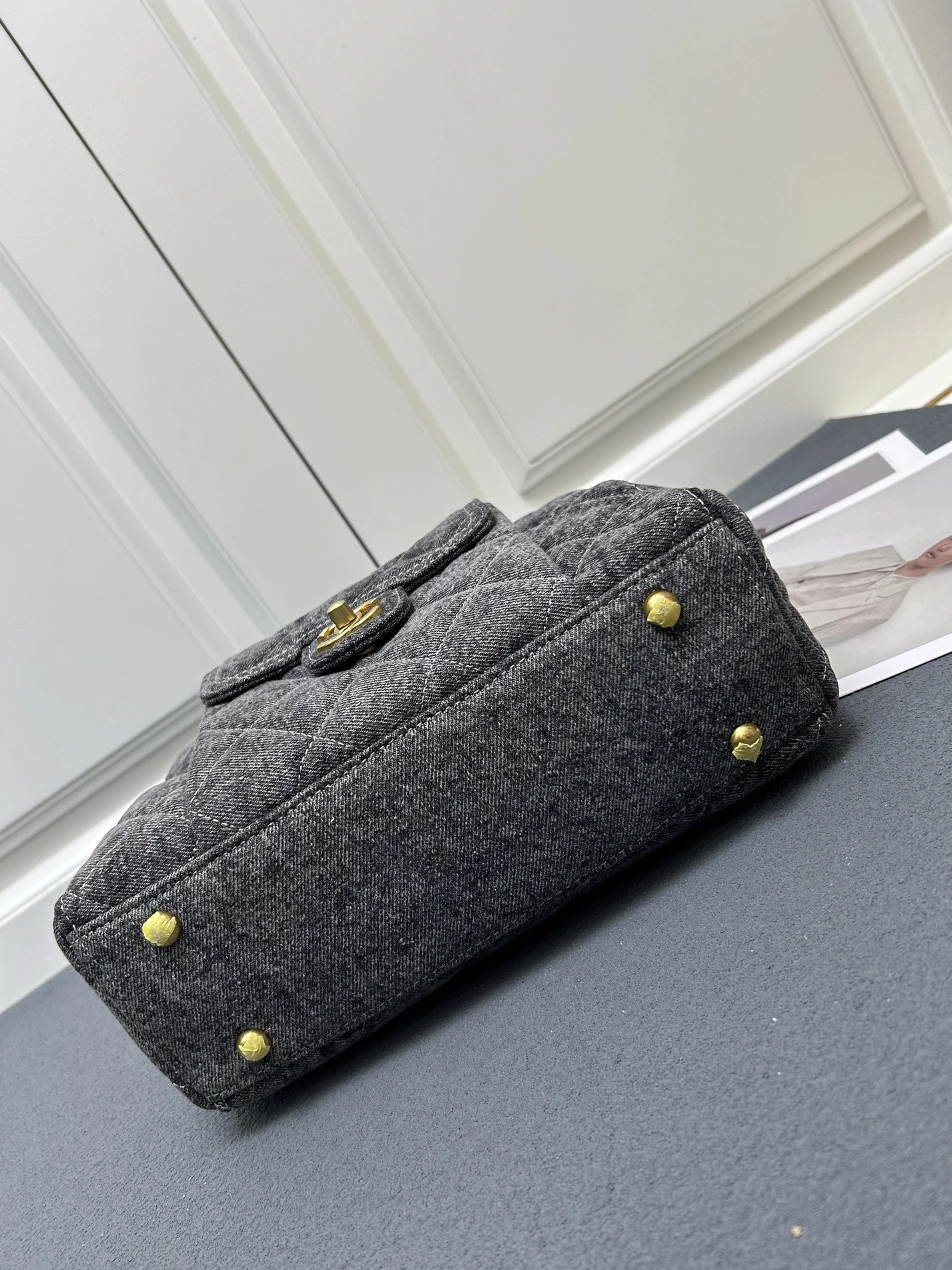 Affordable 6075 Chanel AAA Quality Shoulder Bags For Women - Image 7