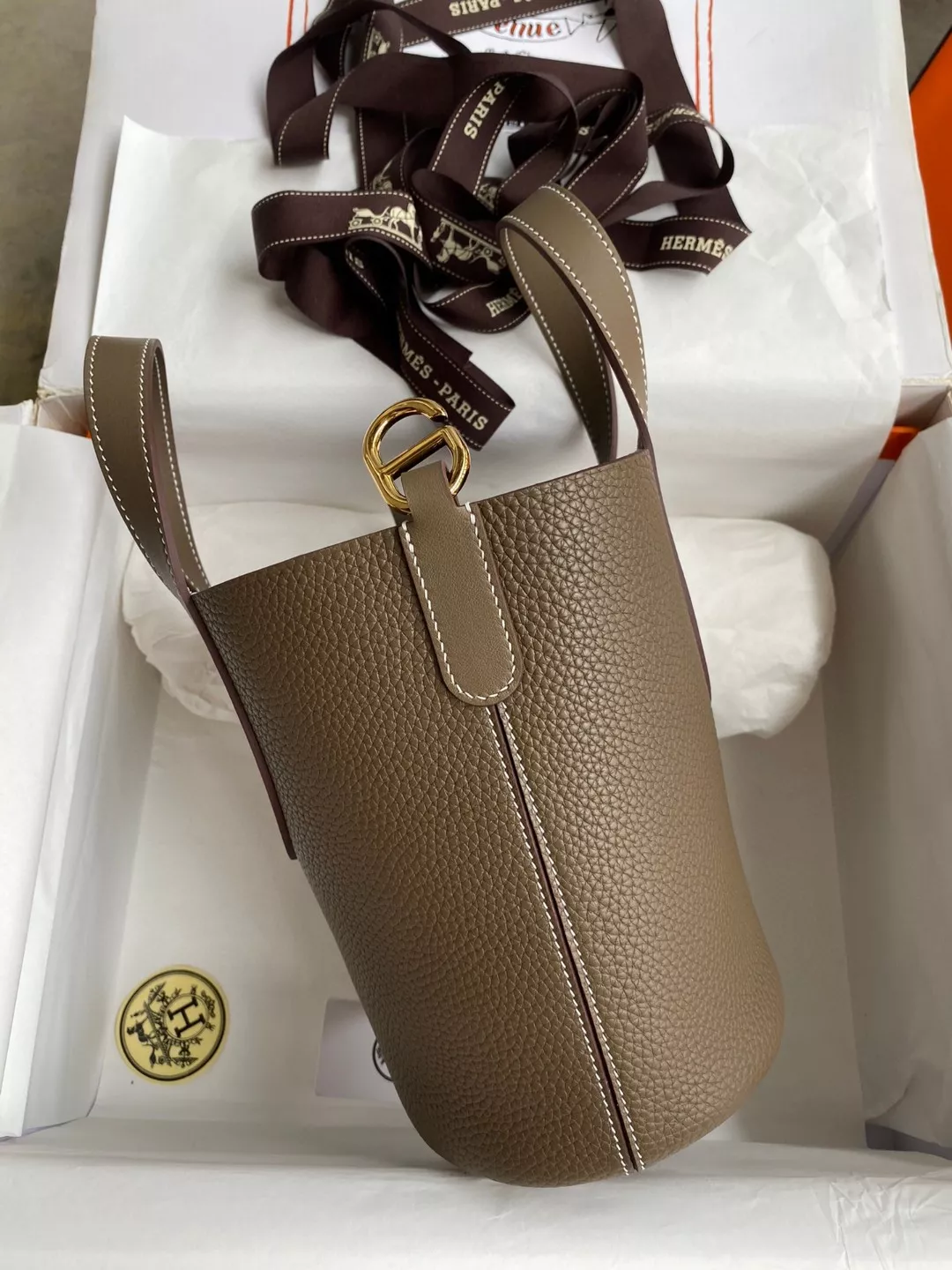AllSeason 7111 Hermes AAA Quality Handbags In Gold For Women