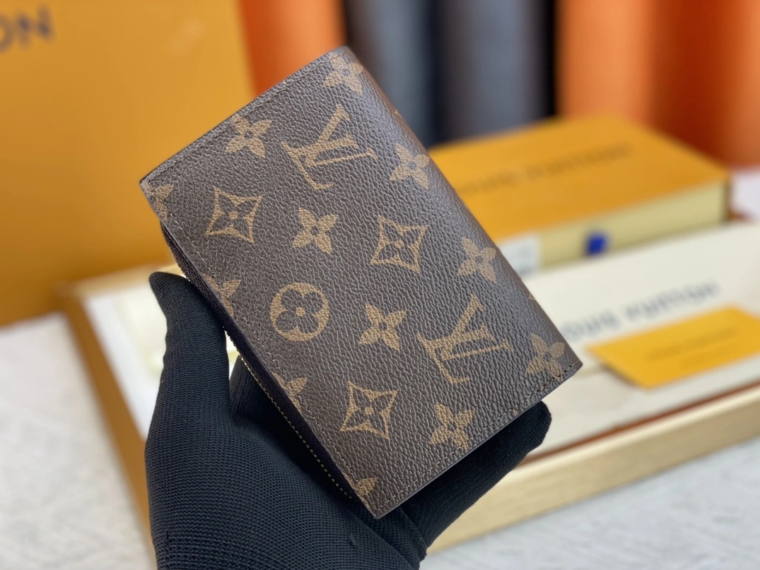 BestValue 4618 Louis Vuitton AAA Quality Wallets