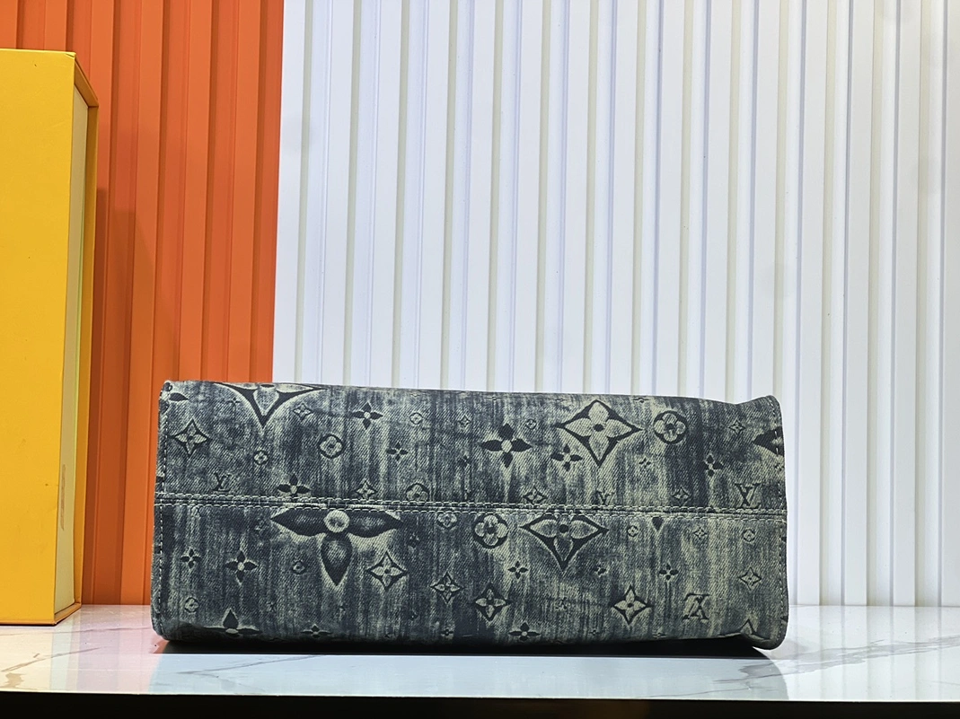 Bold 7986 Louis Vuitton AAA Quality Handbags For Women - Image 5