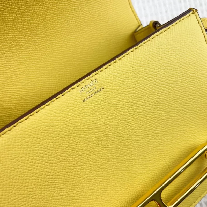 Breathable 1791 Hermes AAA Quality Messenger Bags In Gold For Women - Image 3
