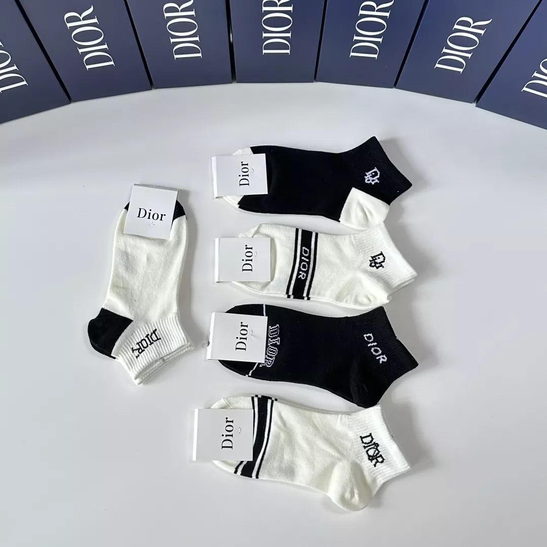Breathable 3176 Christian Dior Socks - Image 4