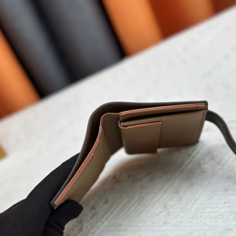 Breathable 4919 Louis Vuitton LV Card Case In Coffee - Image 7