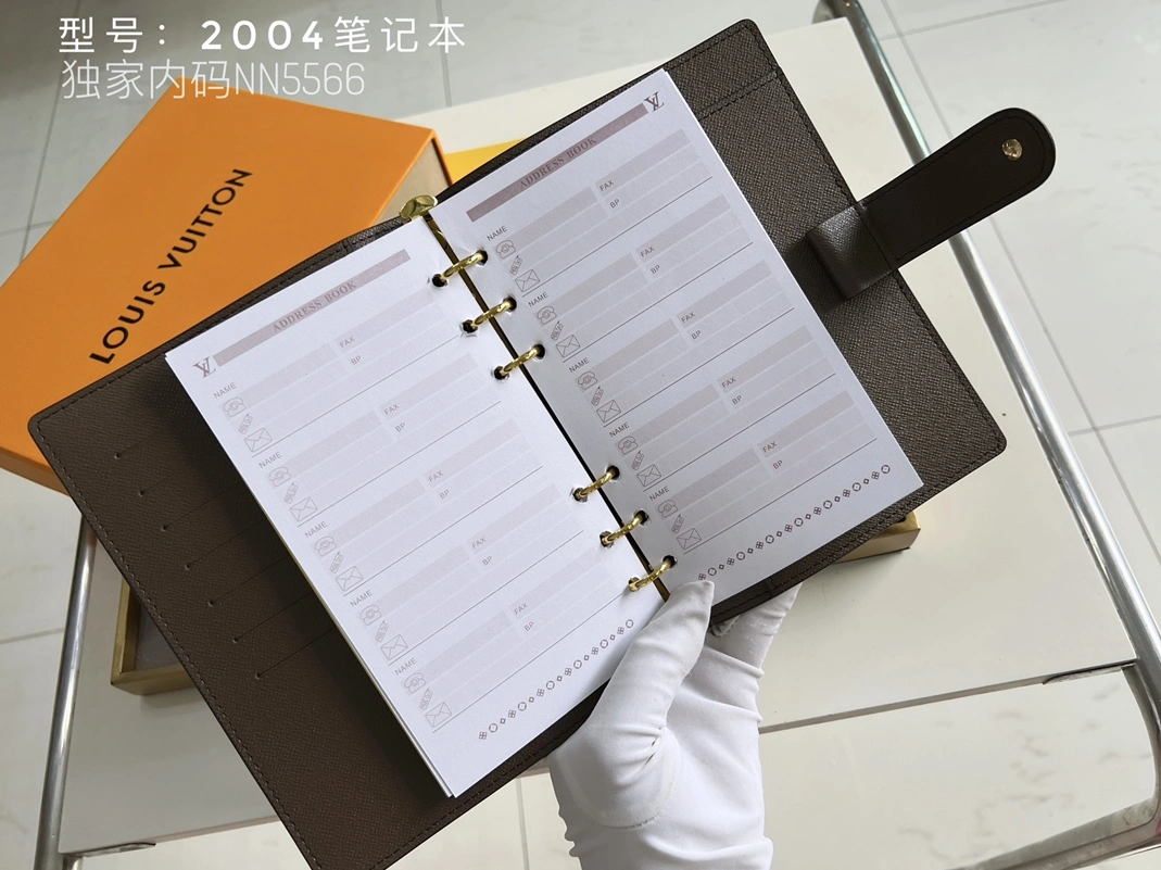 Breathable 9102 Louis Vuitton LV Card Case - Image 4