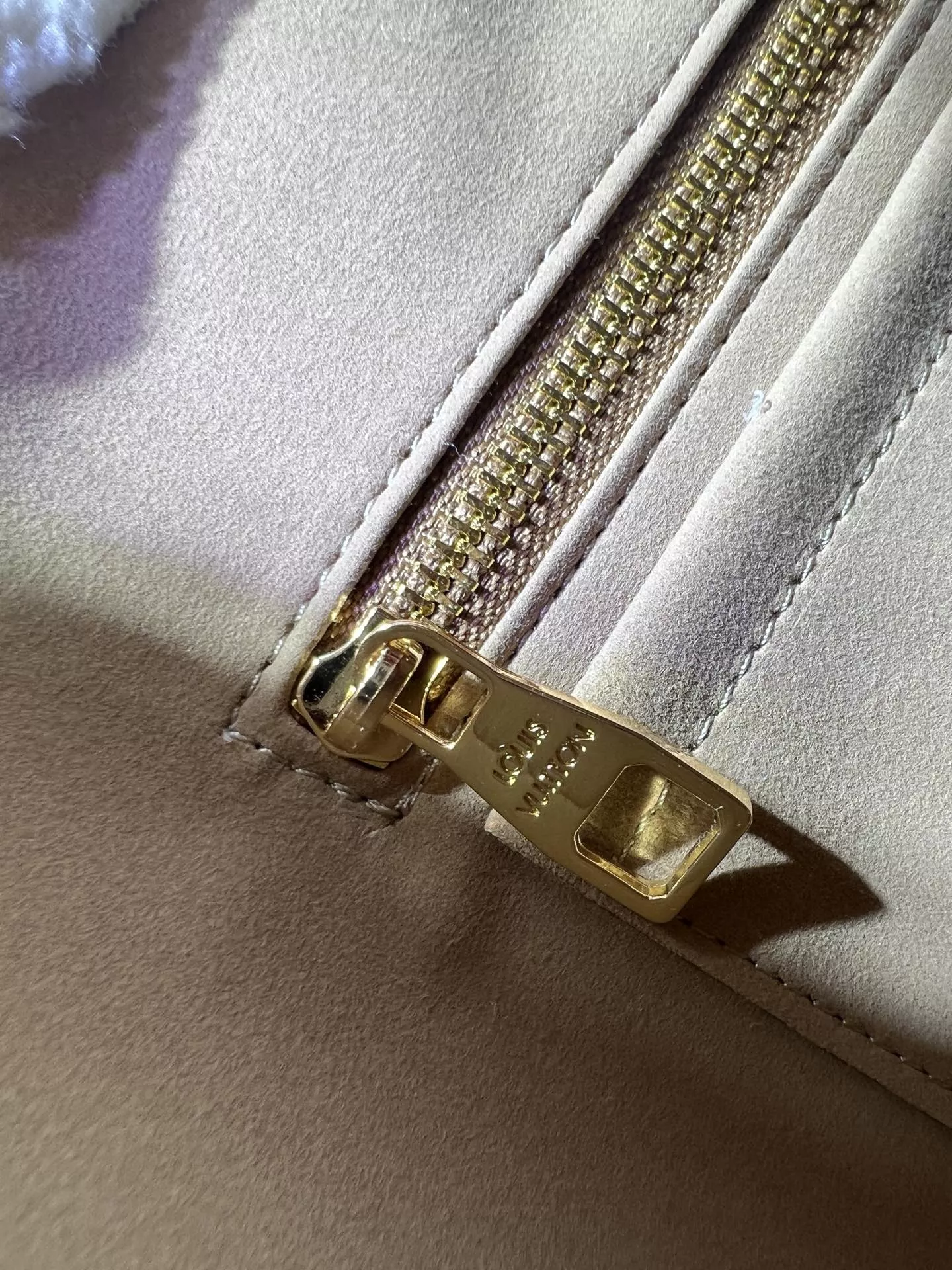 Bright 4990 Louis Vuitton AAA Quality Shoulder Bags For Women - Image 7