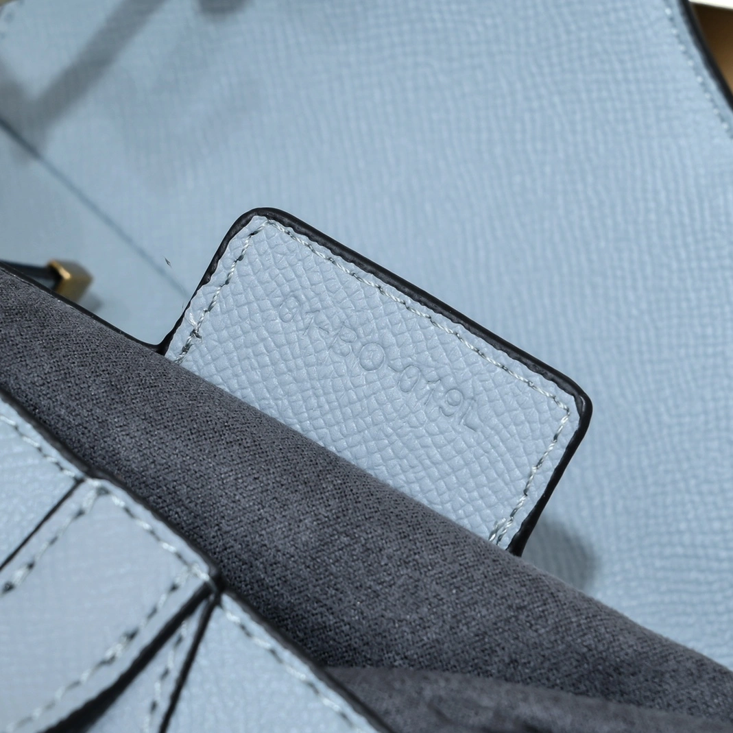 Bright 8520 Christian Dior AAA Quality Messenger Bags For Women - Image 8