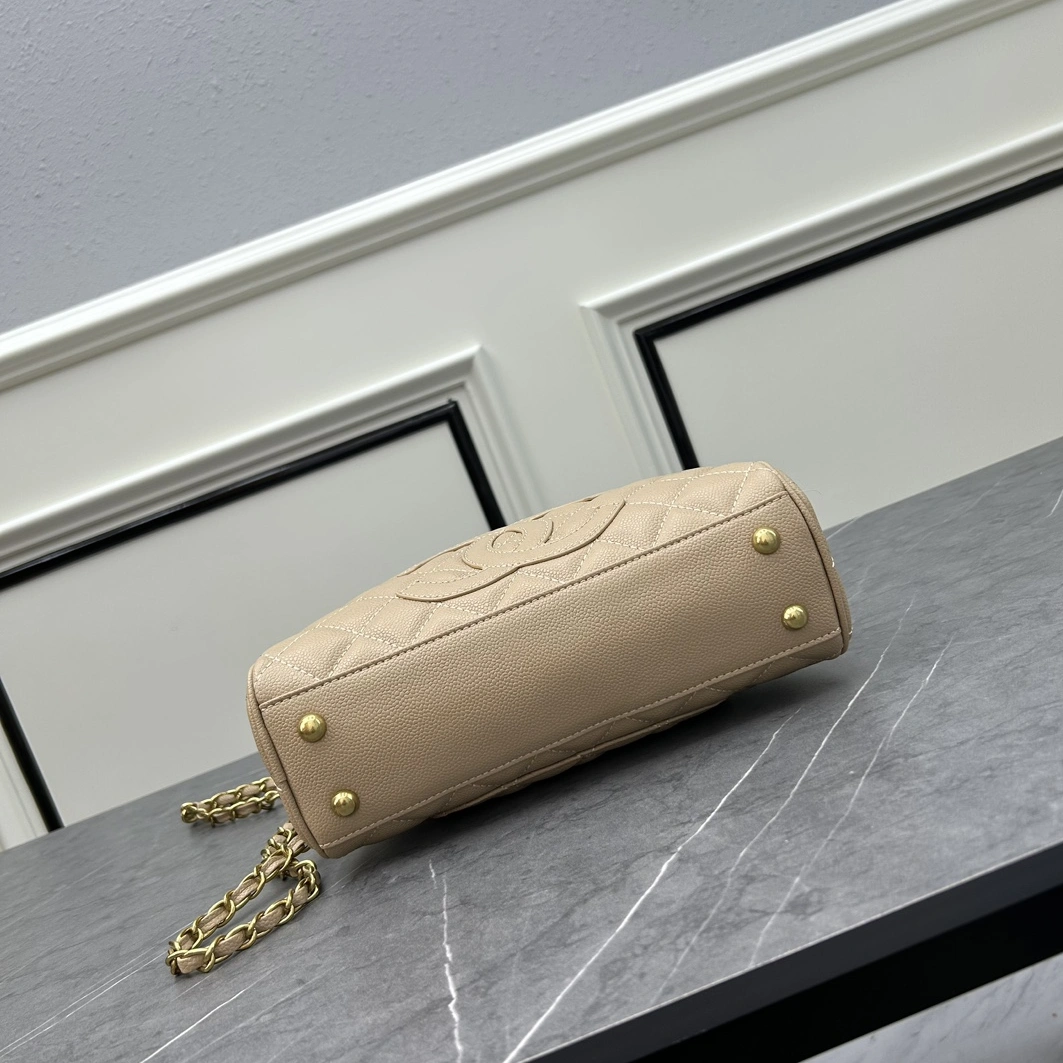 Chanel AAA Quality Handbags For Women AllSeason 1980 - Image 5