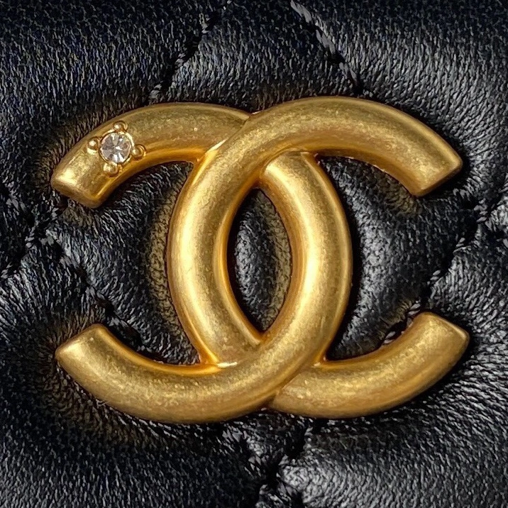 Chanel AAA Quality Messenger Bags For Women Lightweight 2593 - Image 3