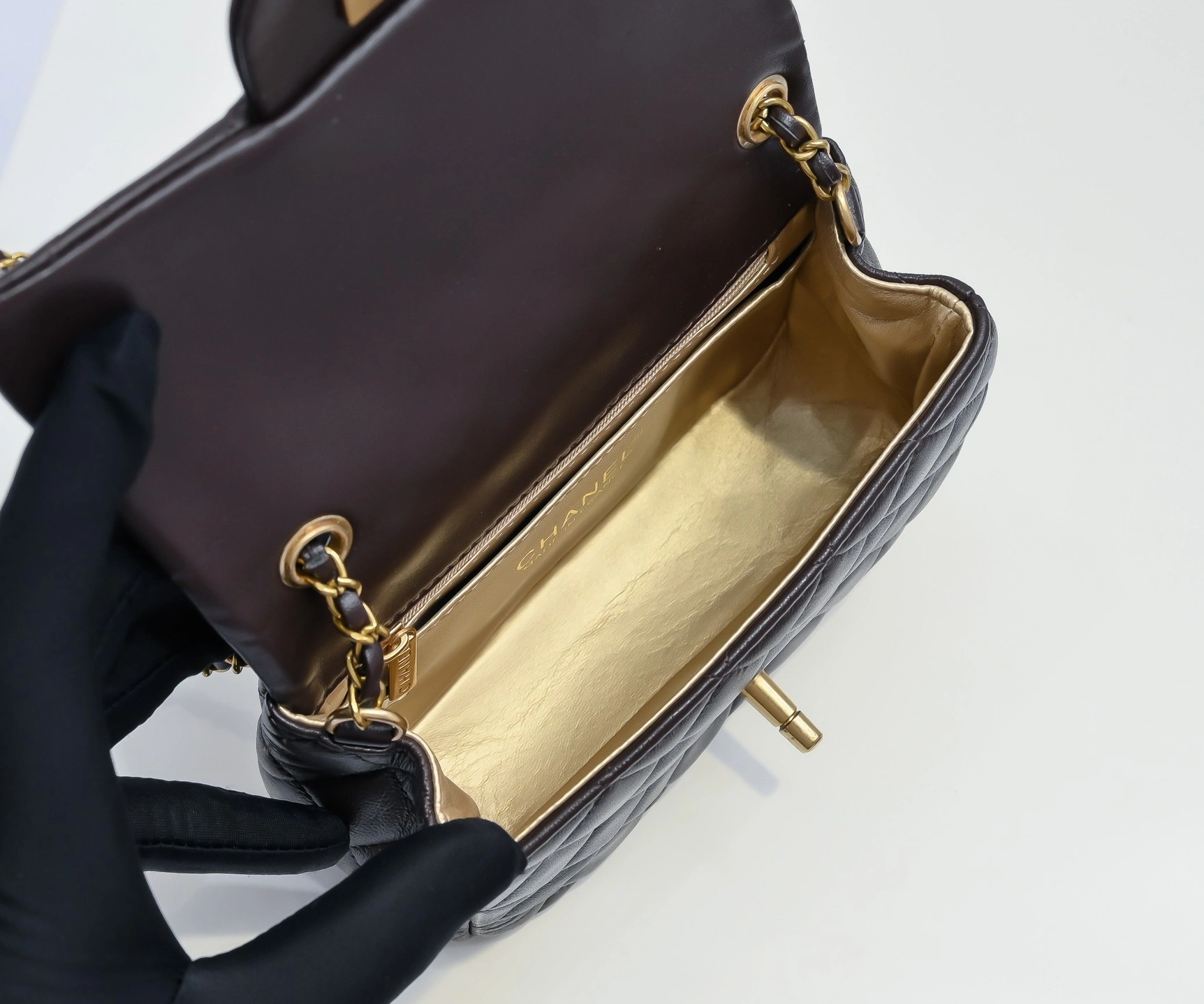 Chanel AAA Quality Messenger Bags For Women Resilient 3895 - Image 8