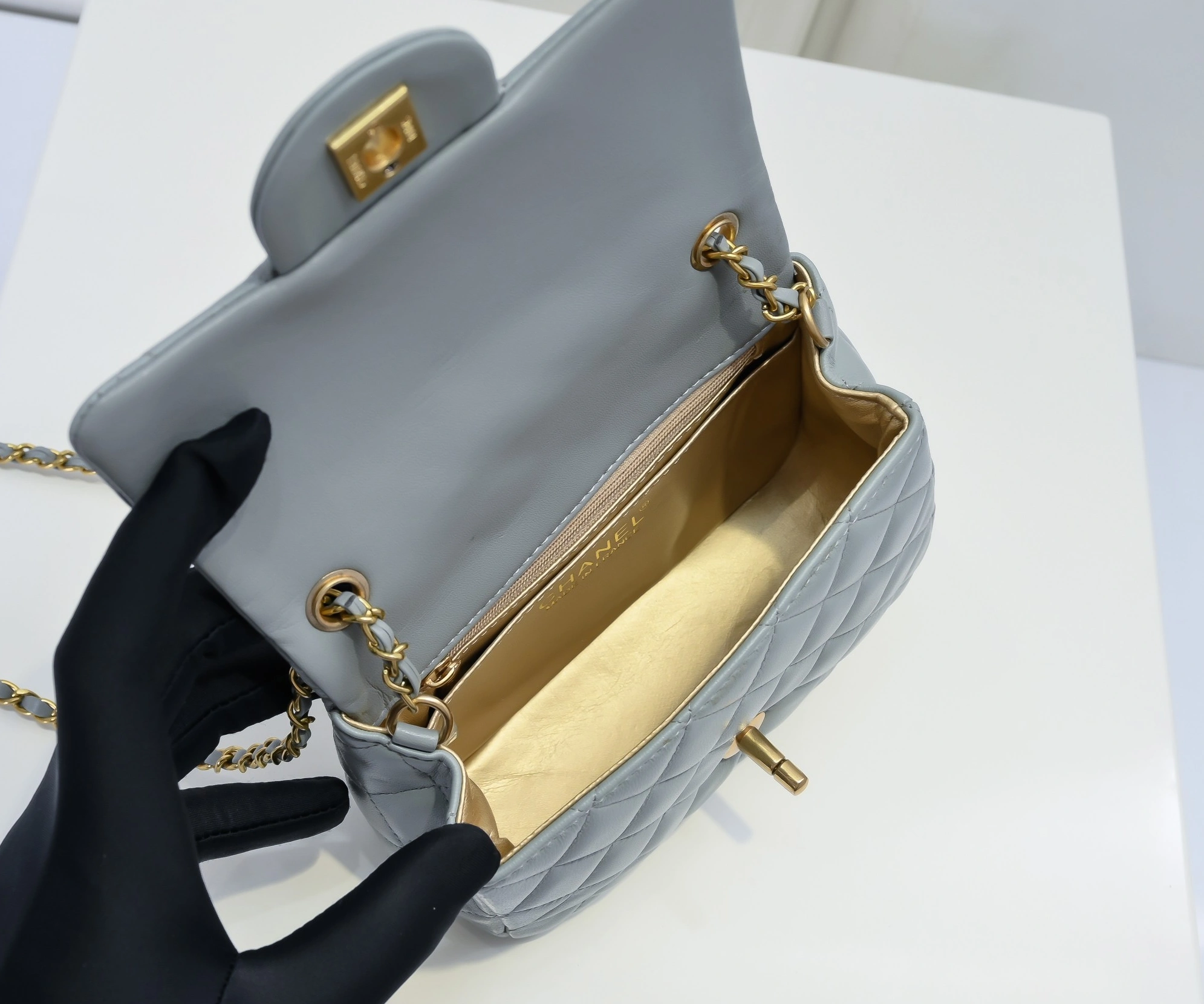 Chanel AAA Quality Messenger Bags For Women Sleek 2161 - Image 8