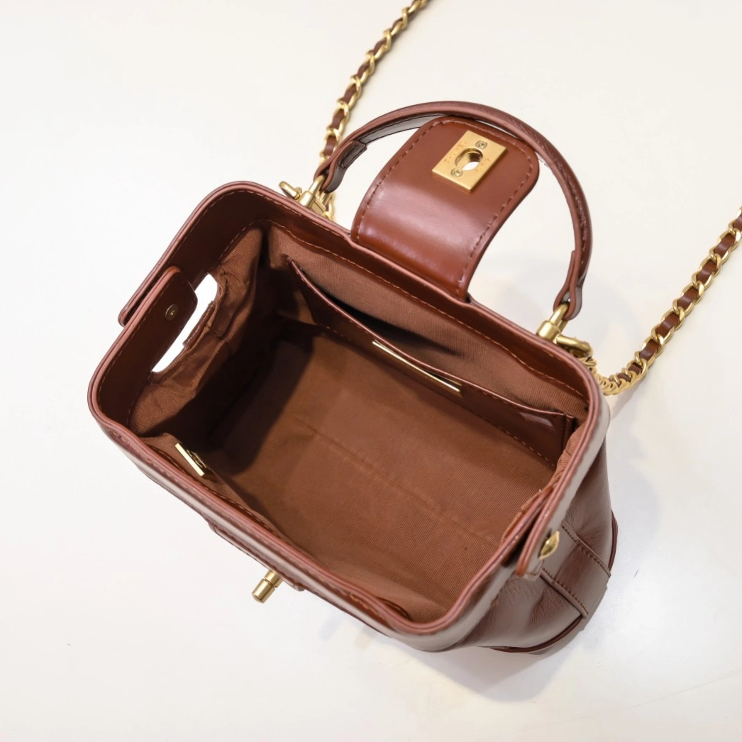 Chanel AAA Quality Messenger Bags For Women UrbanStyle 2070 - Image 6