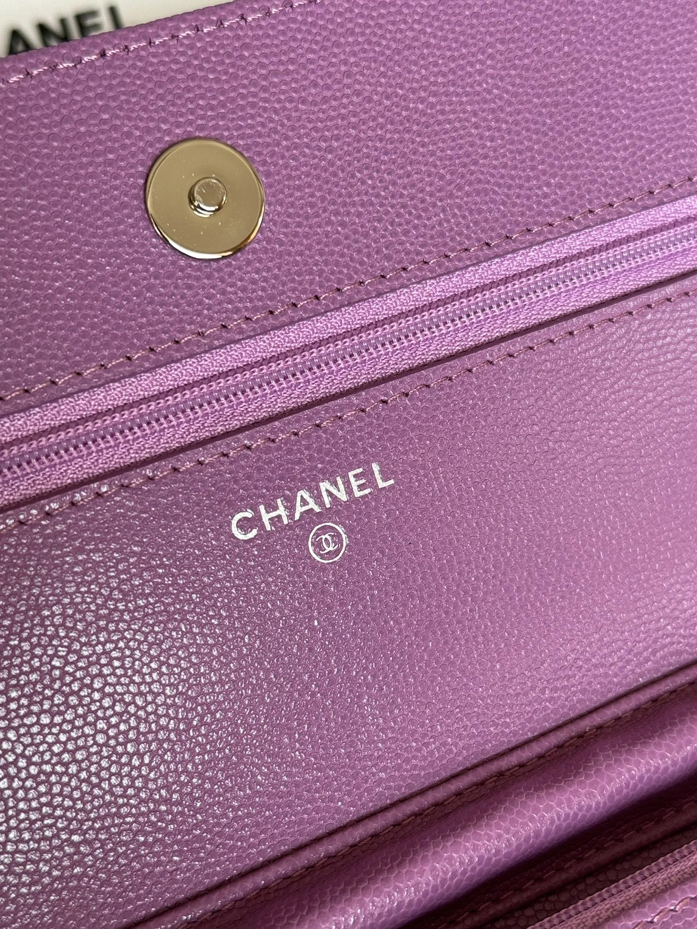 Chanel AAA Quality Messenger Bags In Silver For Women Trendy 7025 - Image 6