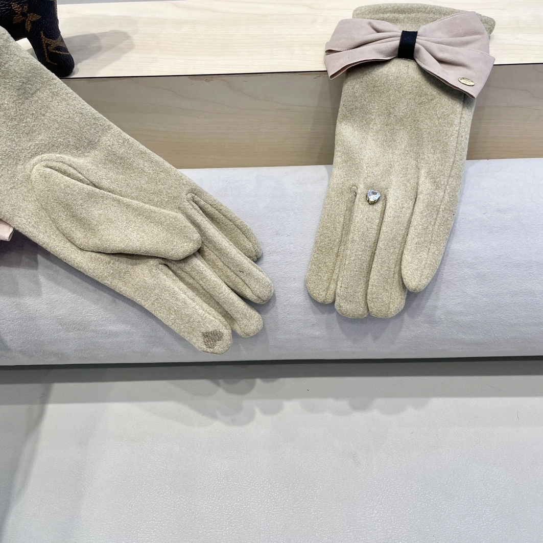 Chanel Gloves Breathable 4352 - Image 5