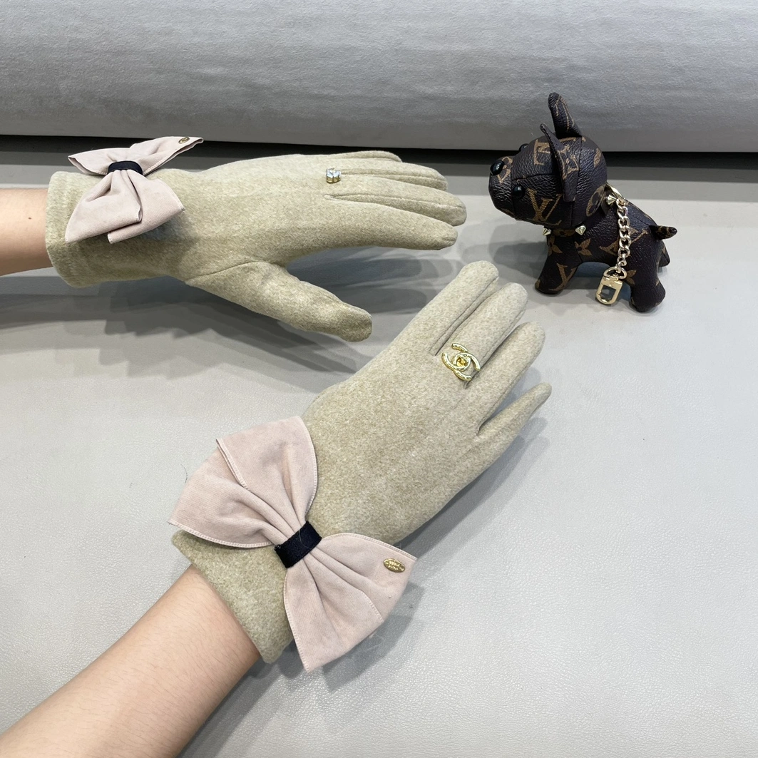 Chanel Gloves Breathable 4352 - Image 6