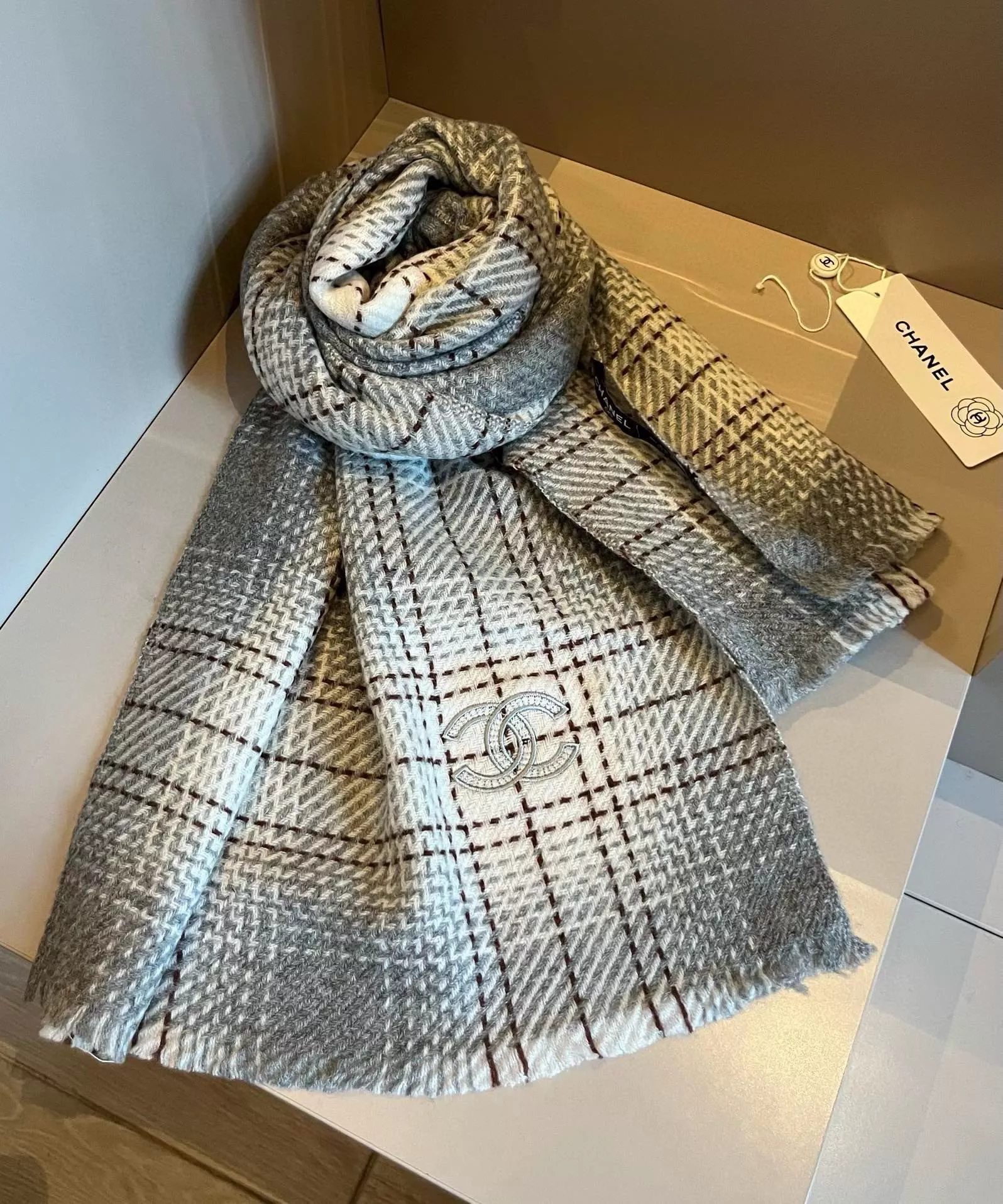 Chanel Scarves For Women HighQuality 8049 - Image 4