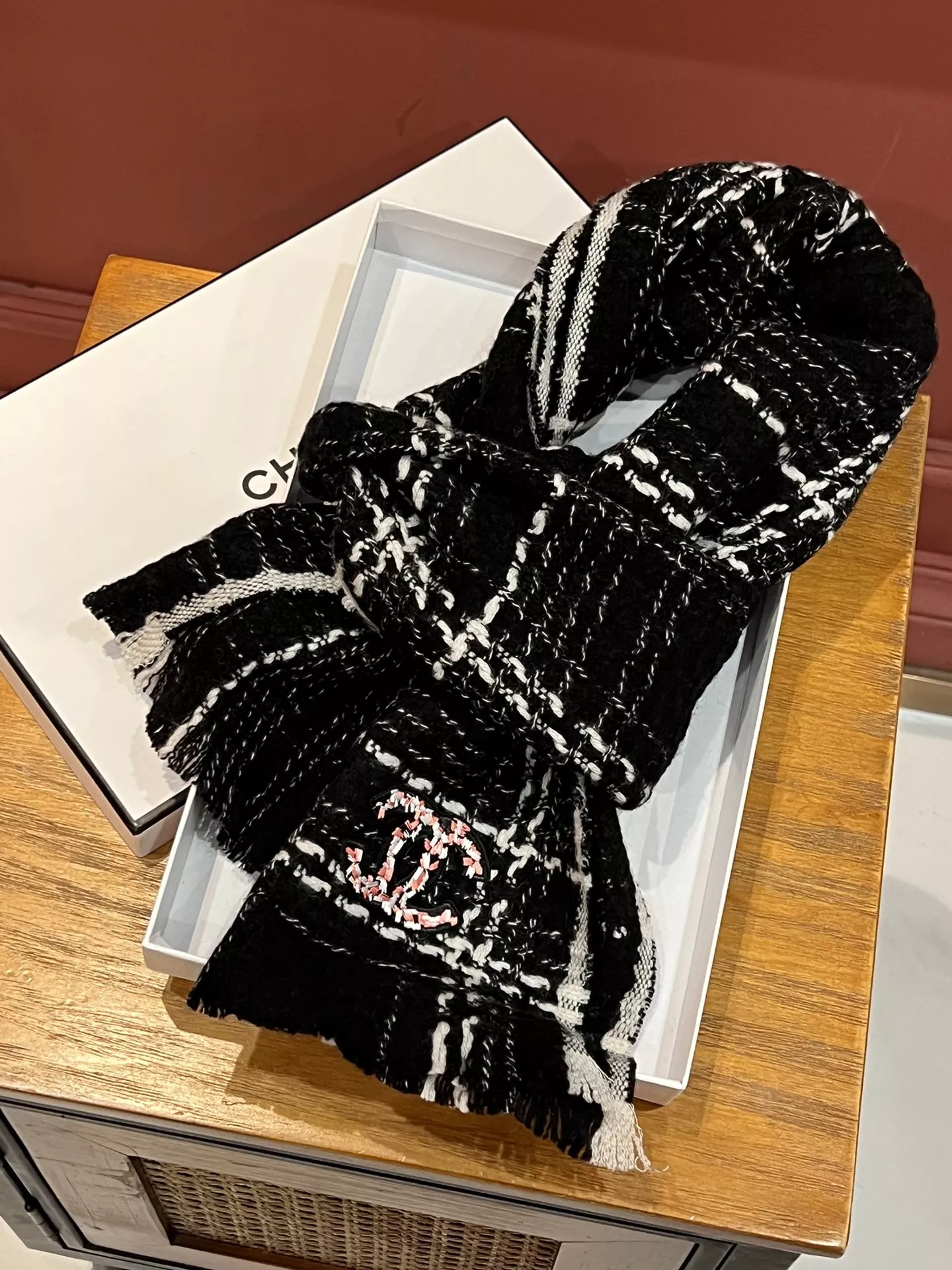 Chanel Scarves For Women Soft 980 - Image 7