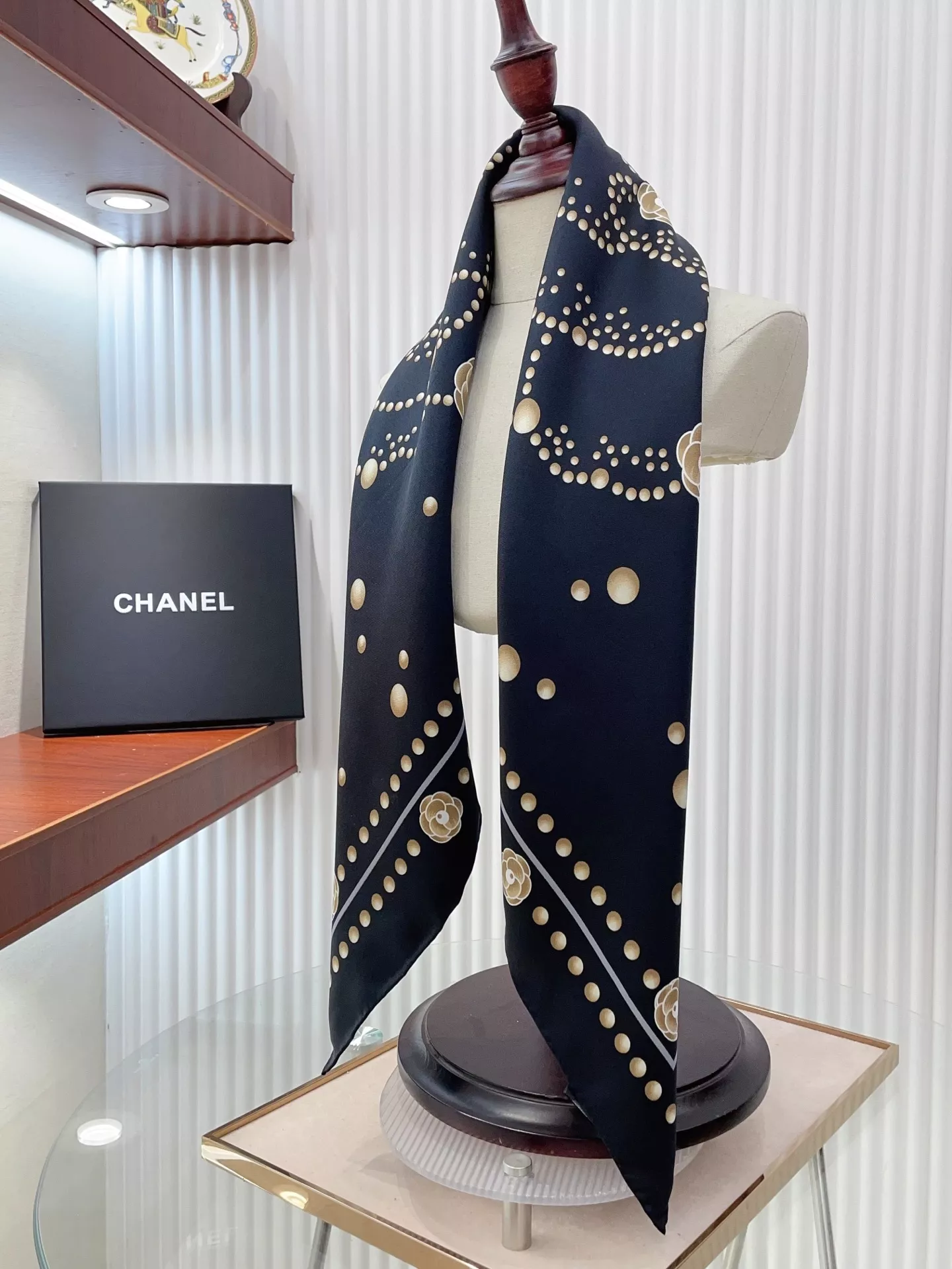 Chanel Silk Squares Popular 9118 - Image 4