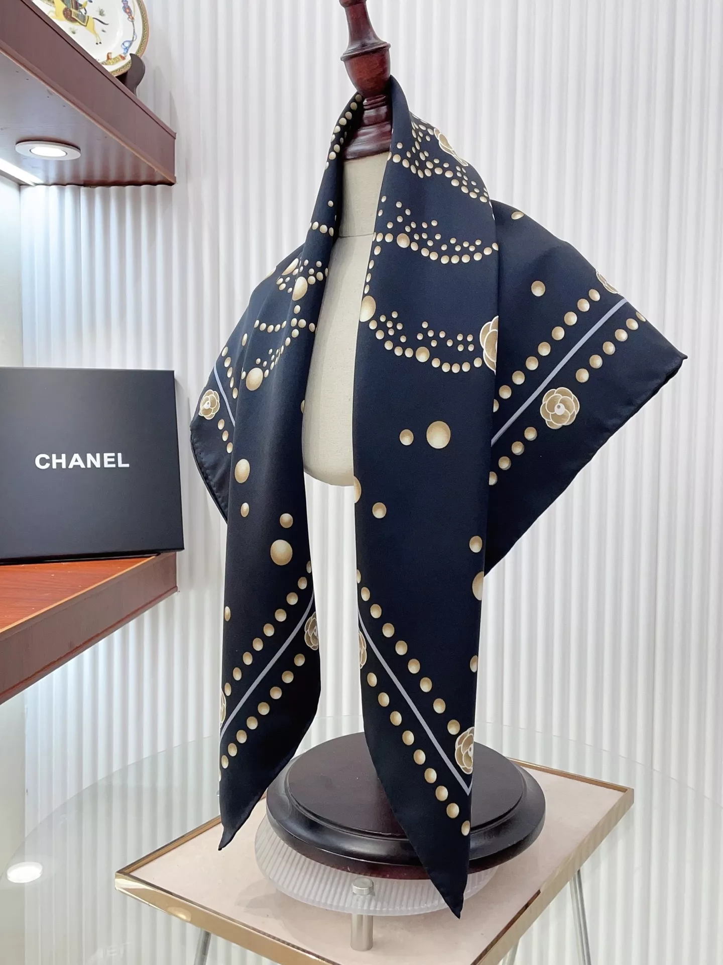 Chanel Silk Squares Popular 9118 - Image 6