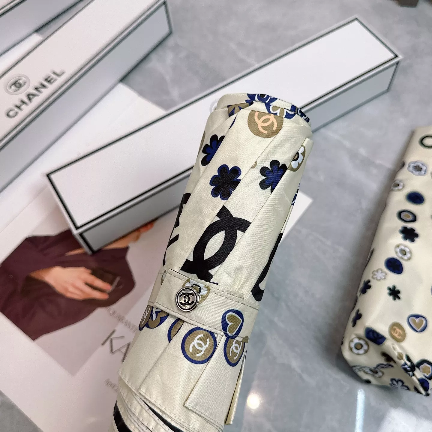 Chanel Umbrellas Fashionable 5139 - Image 8