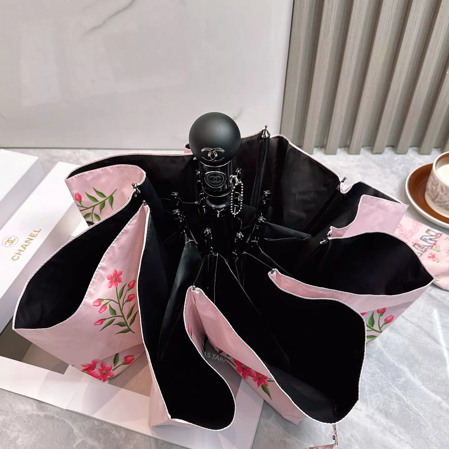 Chanel Umbrellas Practical 4036 - Image 5