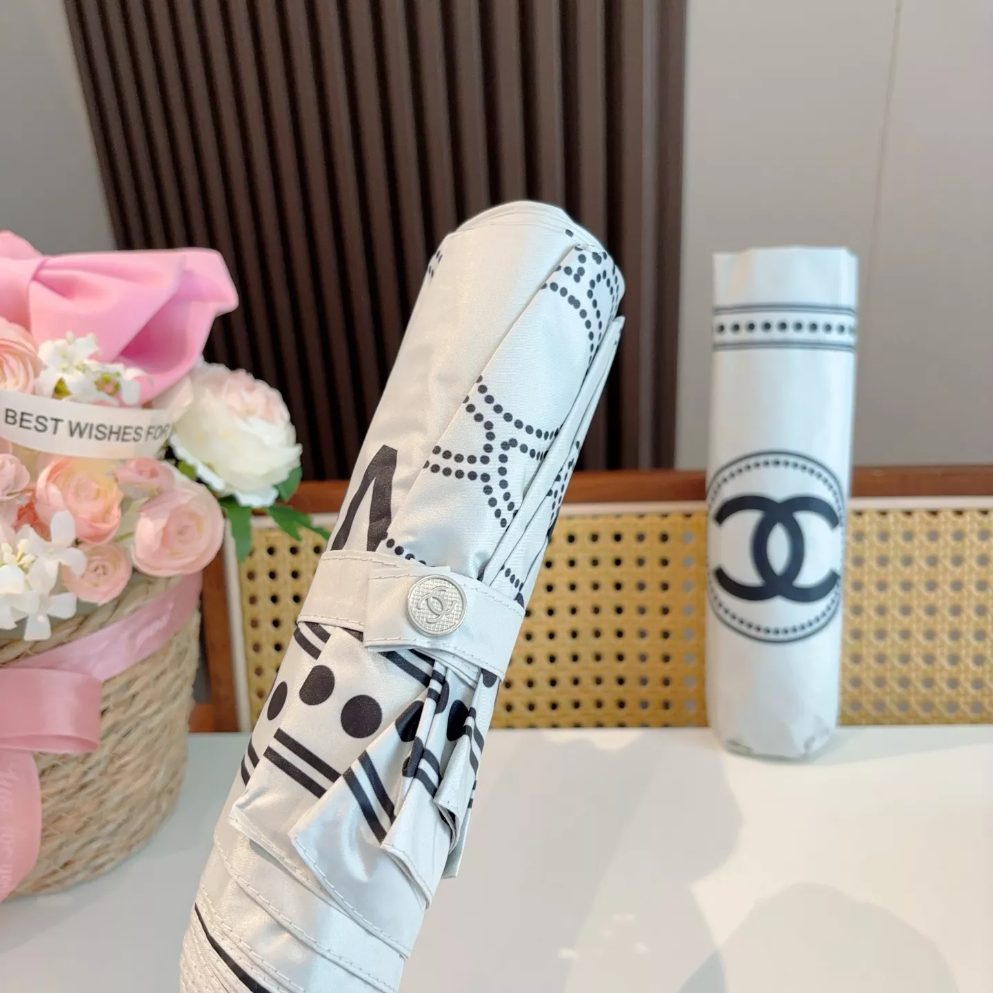 Chanel Umbrellas Refined 2759 - Image 5