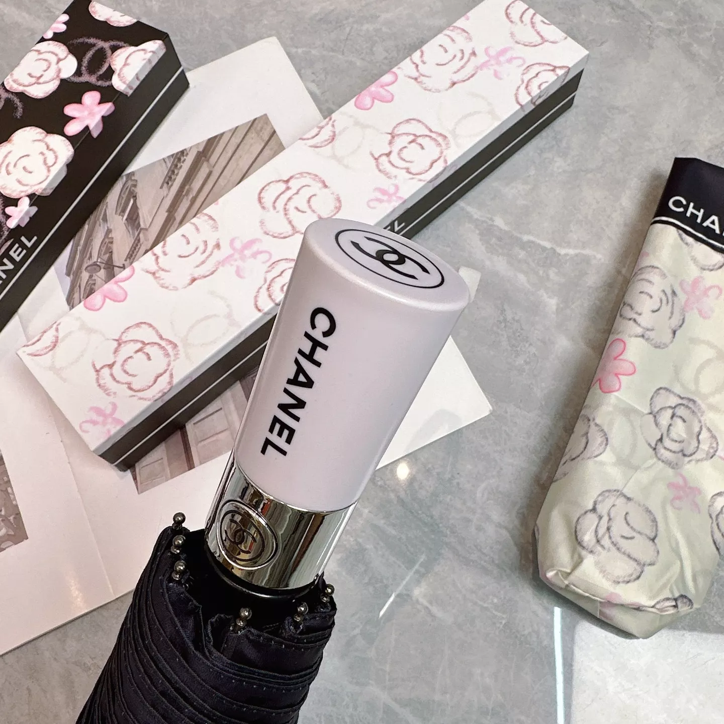 Chanel Umbrellas Resilient 4118 - Image 3