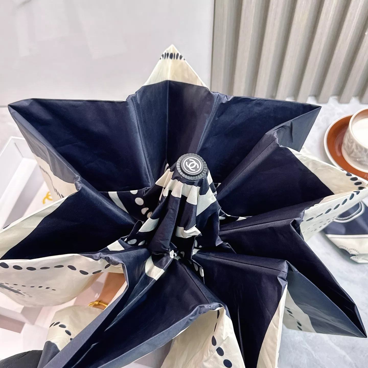 Chanel Umbrellas SportInspired 6783 - Image 5