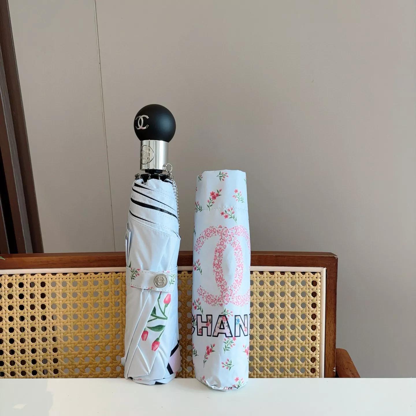 Chanel Umbrellas UrbanStyle 4150 - Image 4