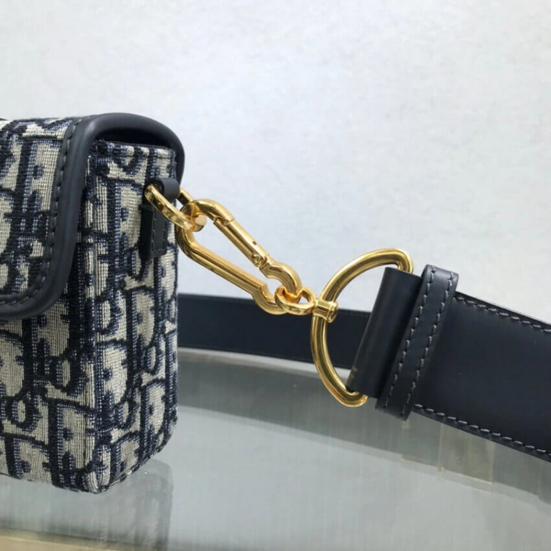 17.5 x 11 Christian Dior 30 Montaigne Box Bag Blue Oblique Jacquard - Image 9