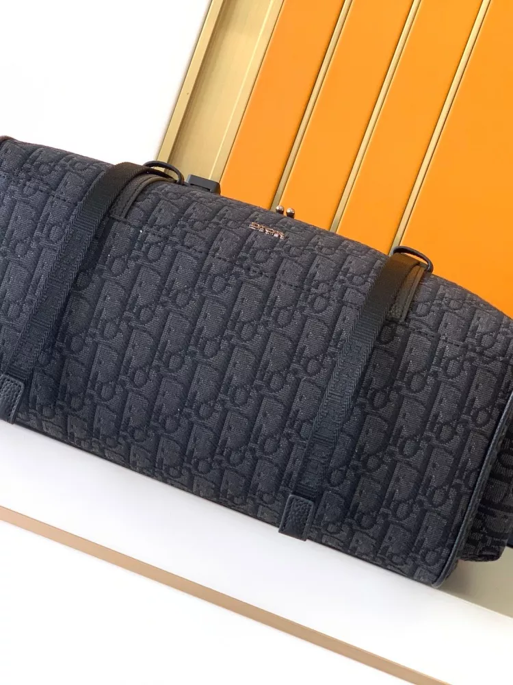 Christian Dior AAA Man Backpacks Lightweight 6770 - Image 4