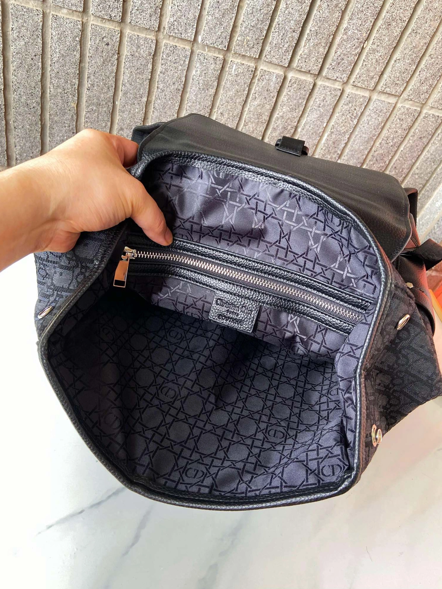 Christian Dior AAA Man Backpacks Unique 8846 - Image 8