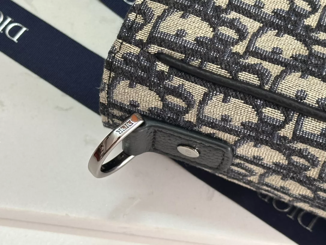 Christian Dior AAA Man Handbags Classic 1353 - Image 7