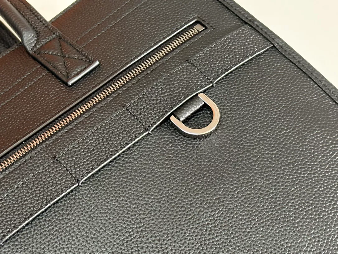 Christian Dior AAA Man Handbags Trendsetting 4868 - Image 6