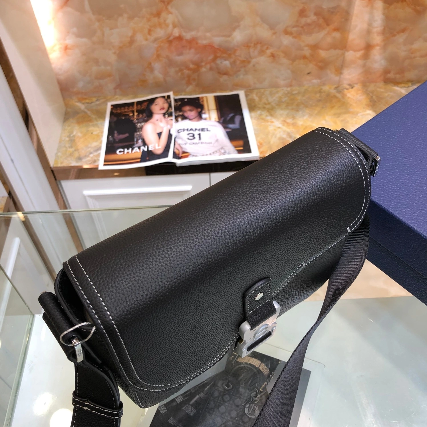 Christian Dior AAA Man Messenger Bags Bold 5785 - Image 5