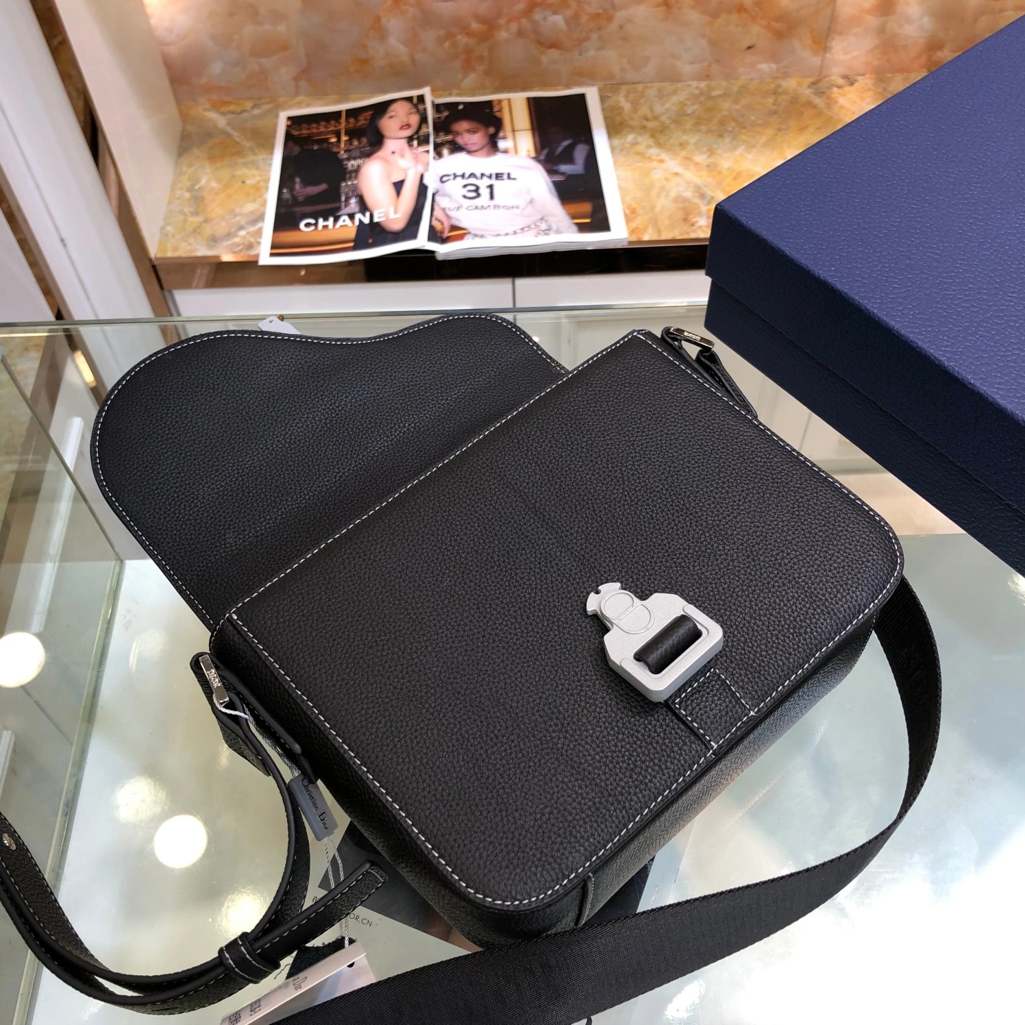 Christian Dior AAA Man Messenger Bags Bold 5785 - Image 6