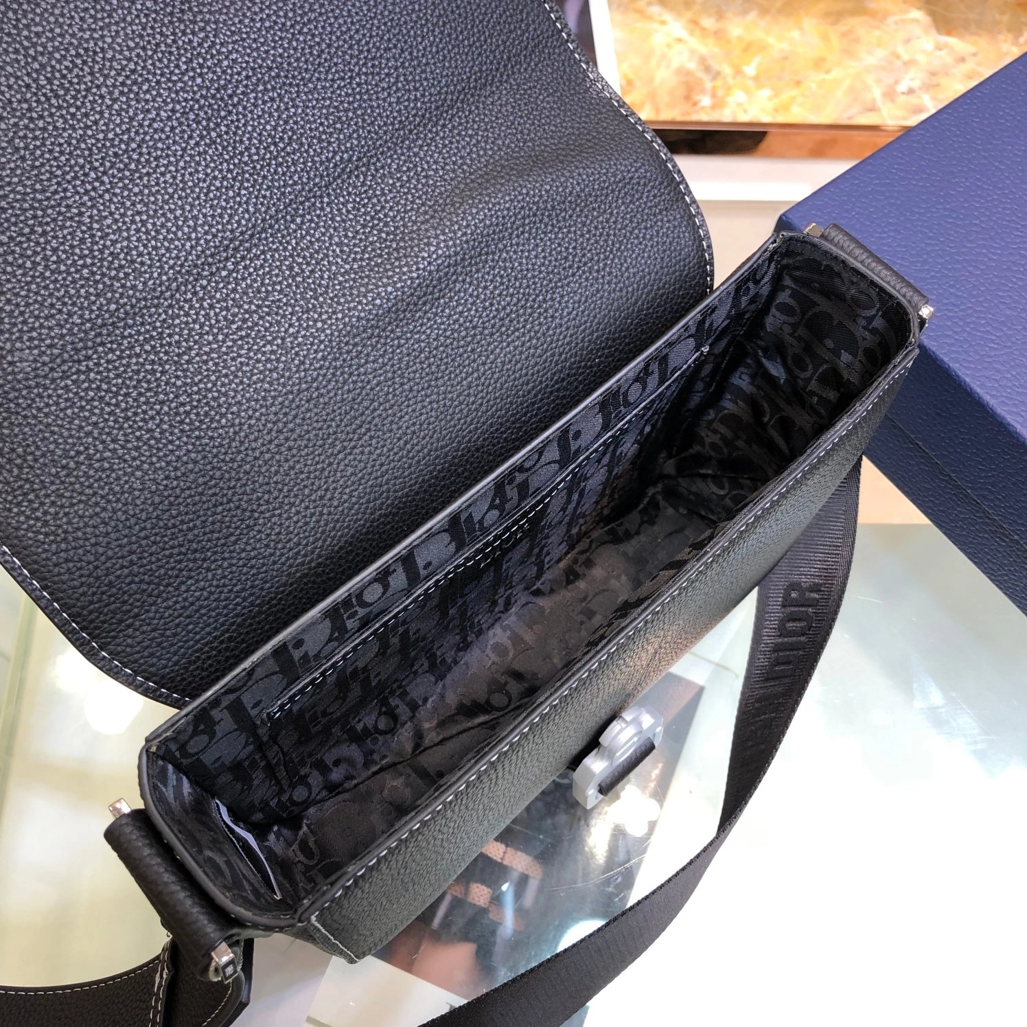 Christian Dior AAA Man Messenger Bags Bold 5785 - Image 7