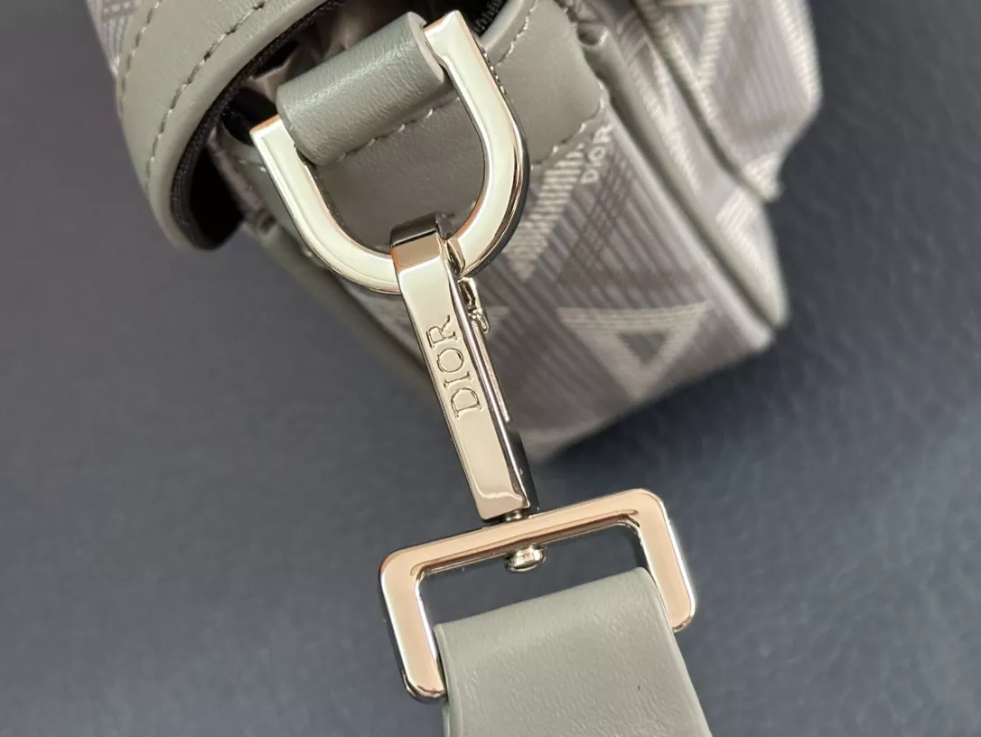 Christian Dior AAA Man Messenger Bags EyeCatching 1573 - Image 6