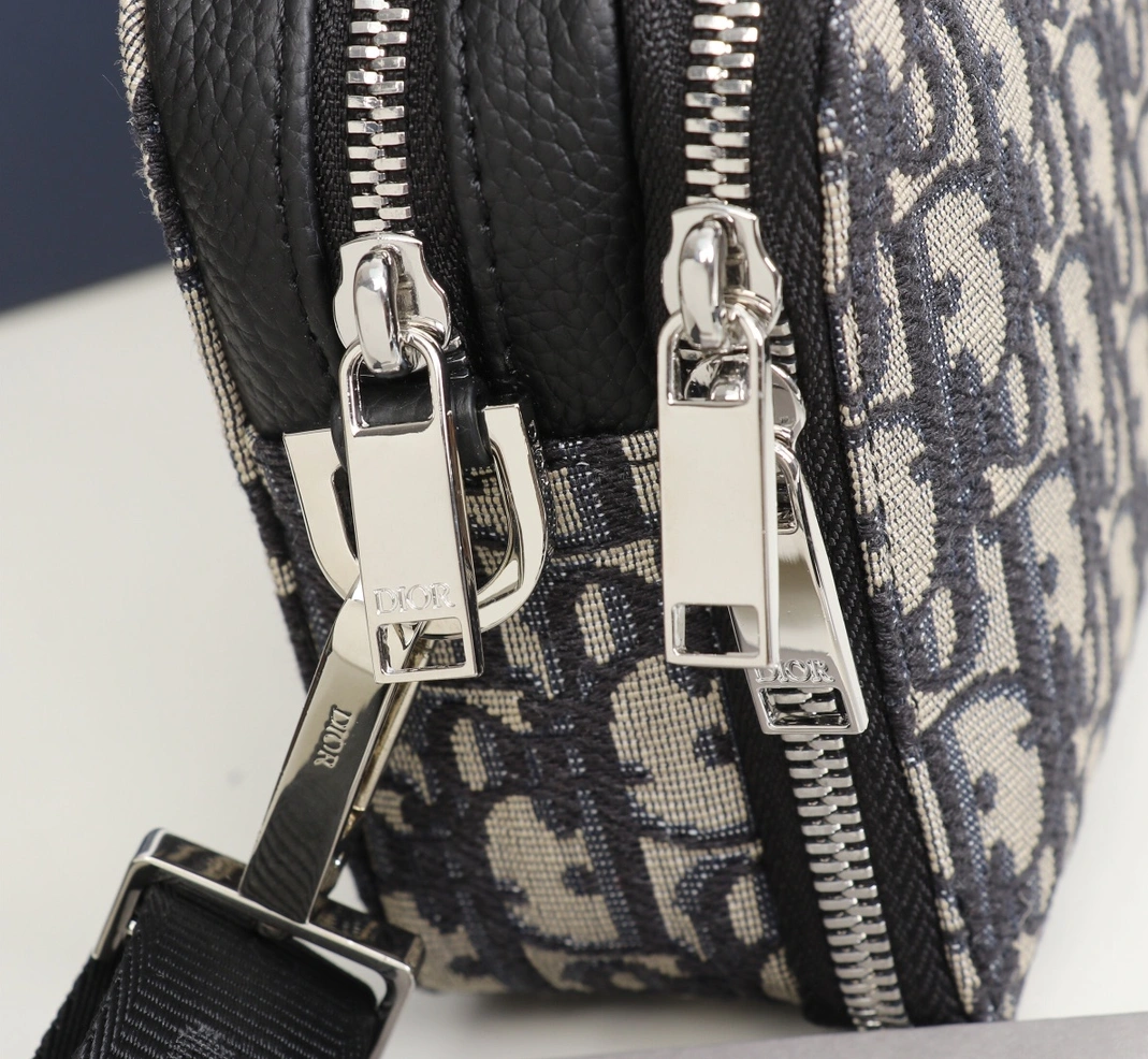 Christian Dior AAA Man Messenger Bags StreetReady 2760 - Image 5