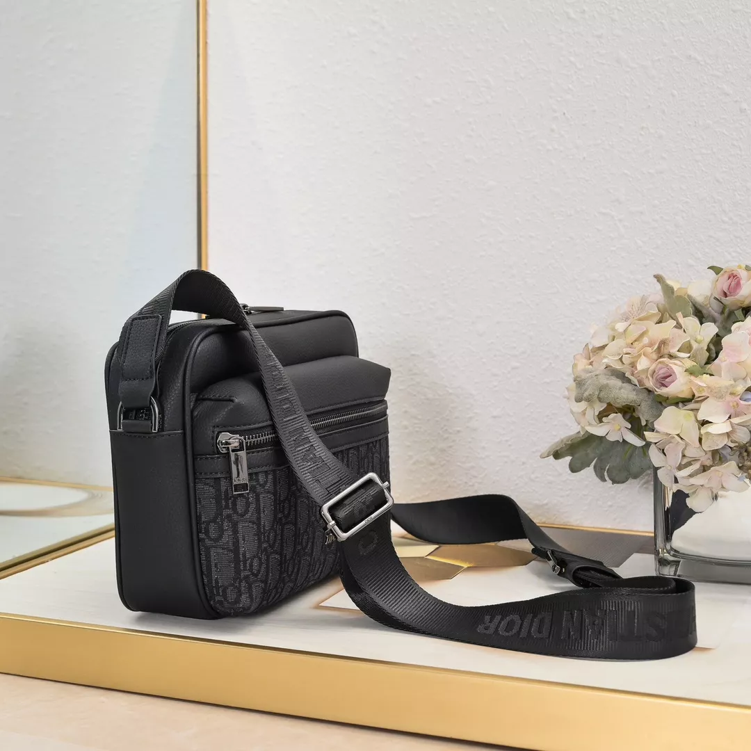 Christian Dior AAA Man Messenger Bags UrbanStyle 7152
