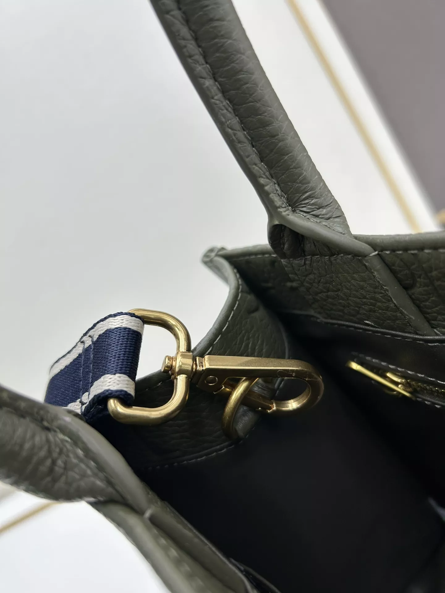 Christian Dior AAA Quality Handbags For Women Bold 2203 - Image 6